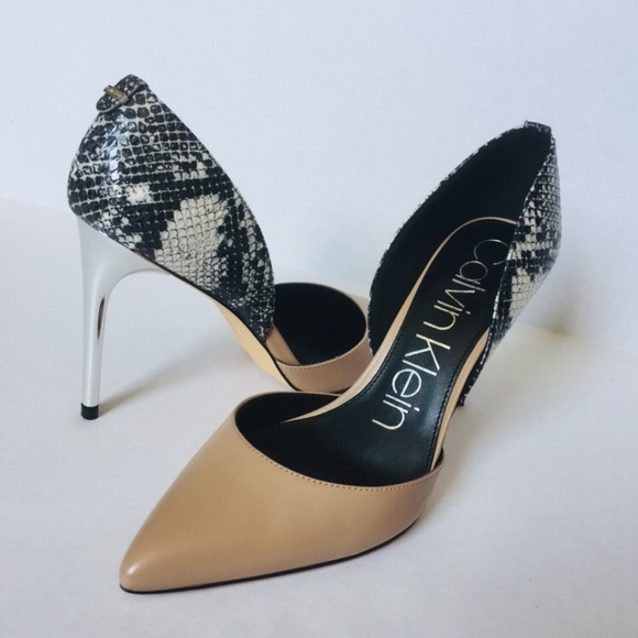 calvin klein sebrina pump